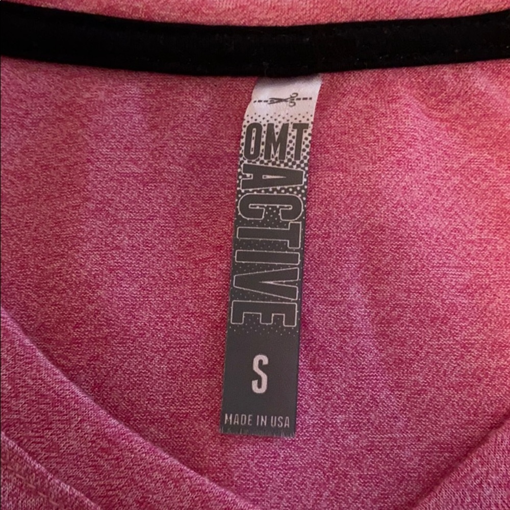 Pink workout top - Picture 2 of 2